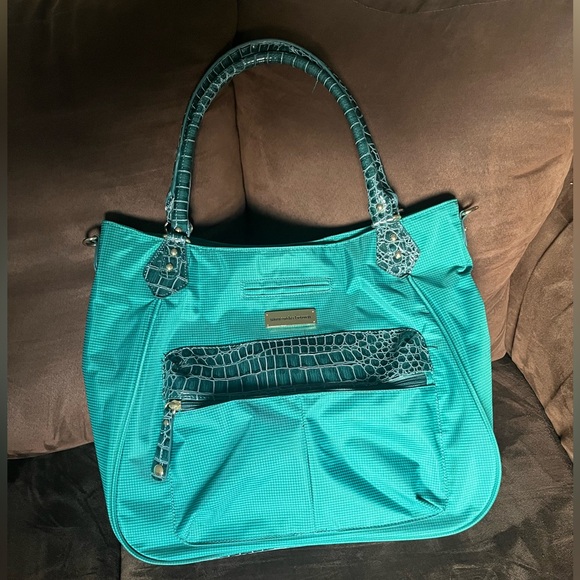 Green Women’s Samantha Brown Large Croc Embossed Tote Bag - Picture 2 of 9